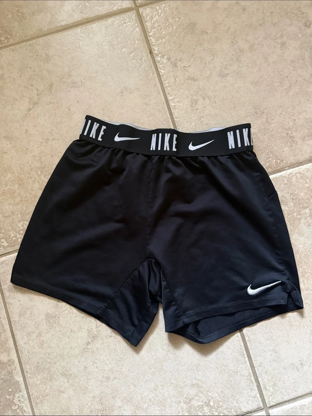 Nike Black Kids Athletic Shorts with Logo Elastic Waistband